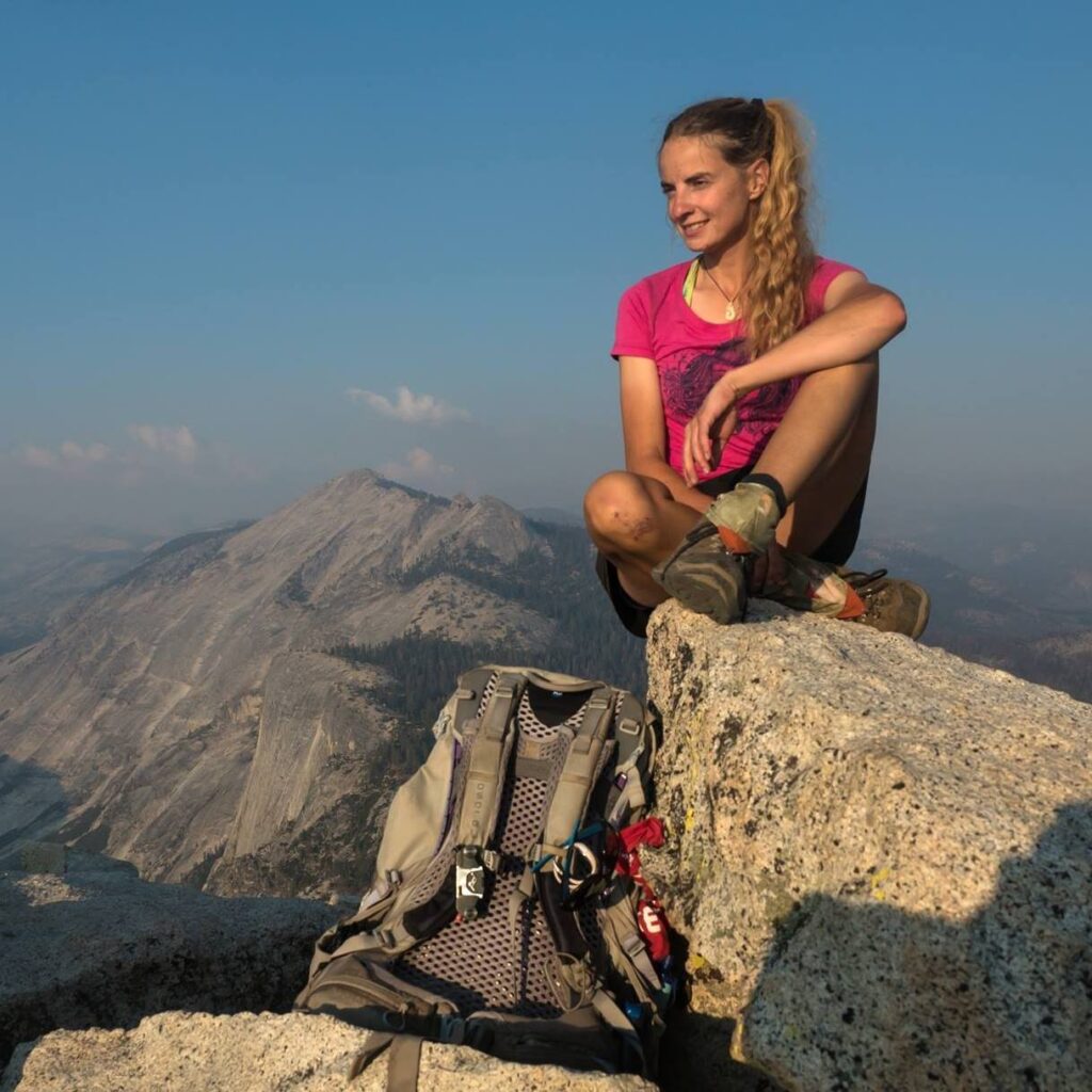 Kamila Kielar podczas hikingu.